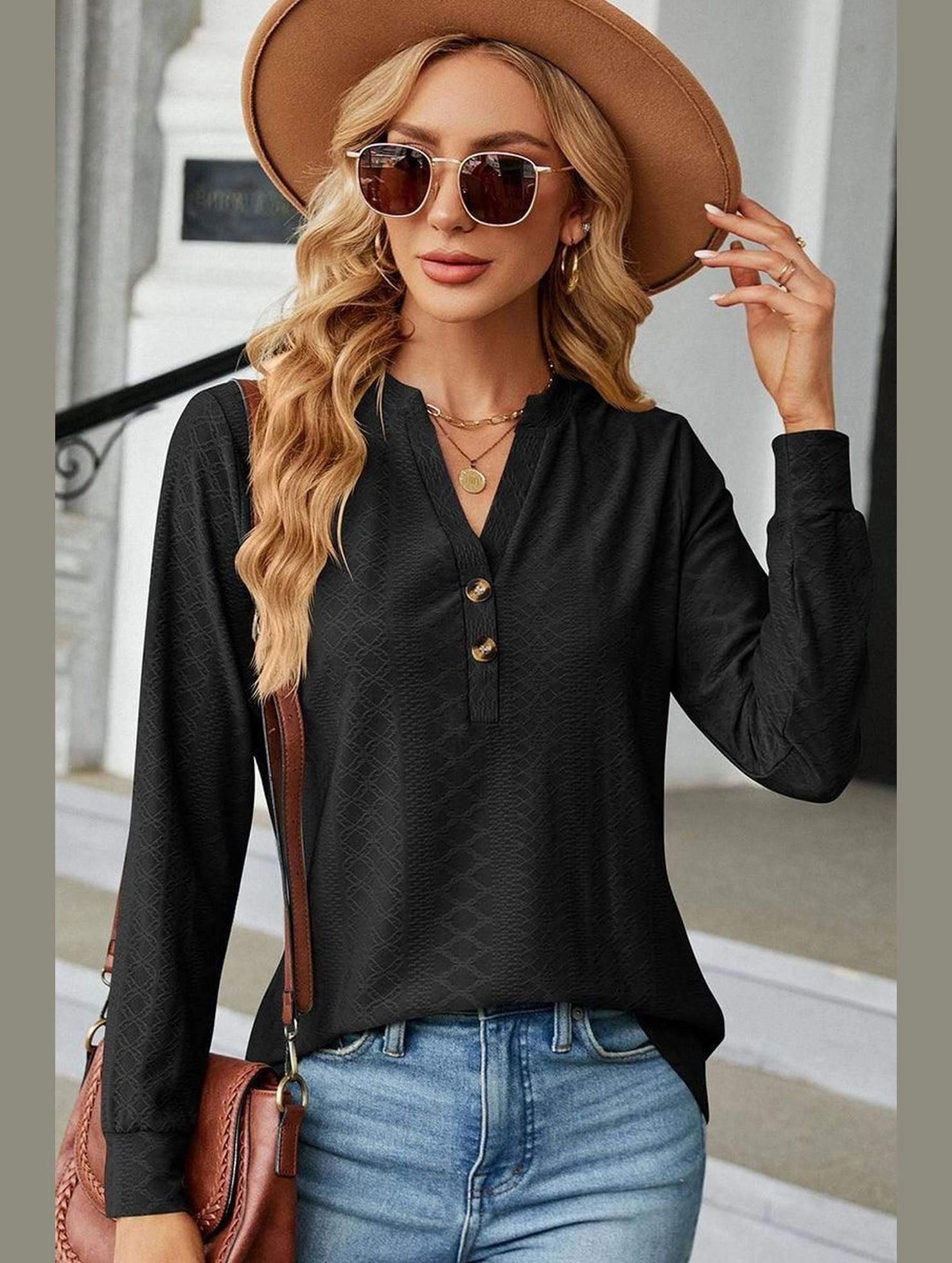 WOMEN V NECK BUTTON JACQUARD LOOSE FIT TOP BondedShoulderTaping StainResistantFinish