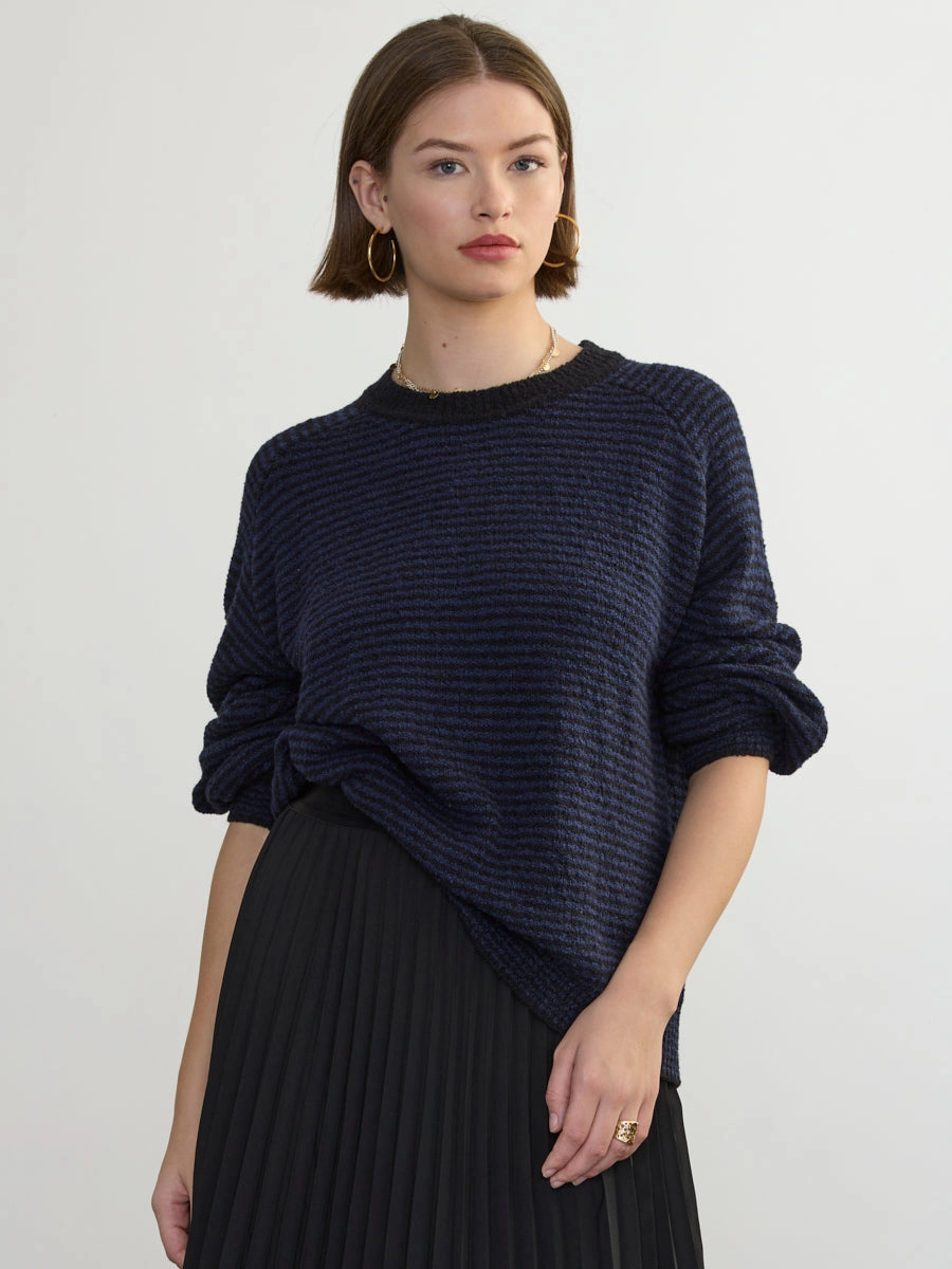 LOLA PULLOVER BreathableBack Layered Placket Design