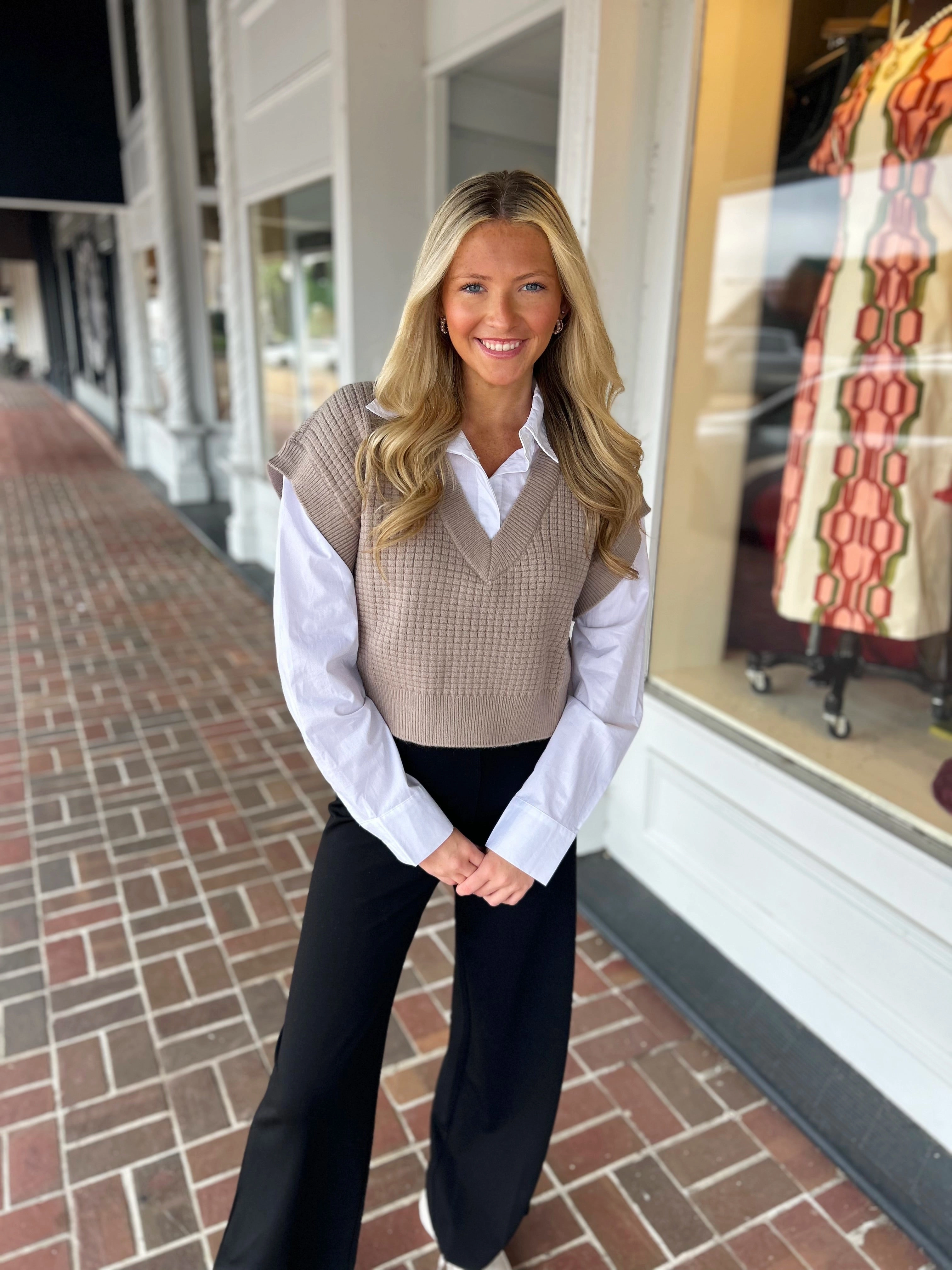 Basic Tee HeavyweightThermal Something Amazing Taupe Crop Sweater