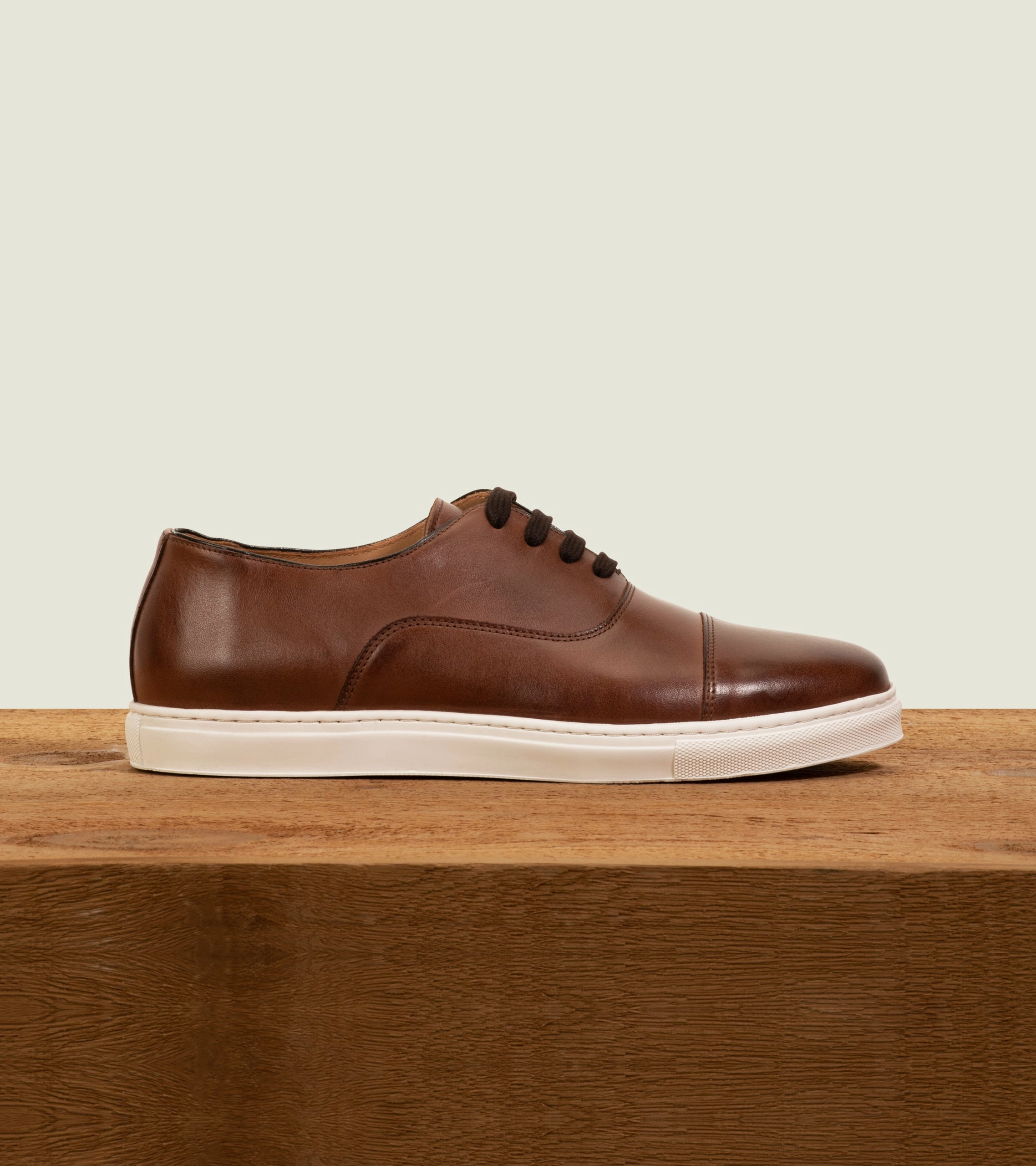 Modern Touch Spencer Canvas Lite High-Performance Footwear