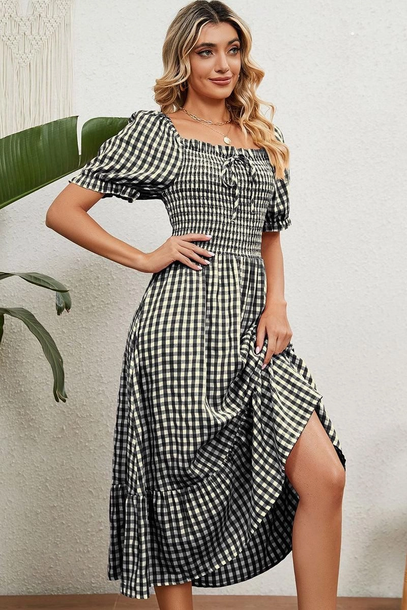 SQUARE NECK WRINKLED PUFF PLAID PICNIC DRESS Comfy Look