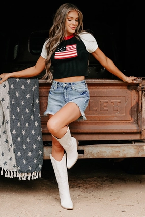 Airflow Ventilation Starlet Style USA Flag Sweater Top (Black/White)