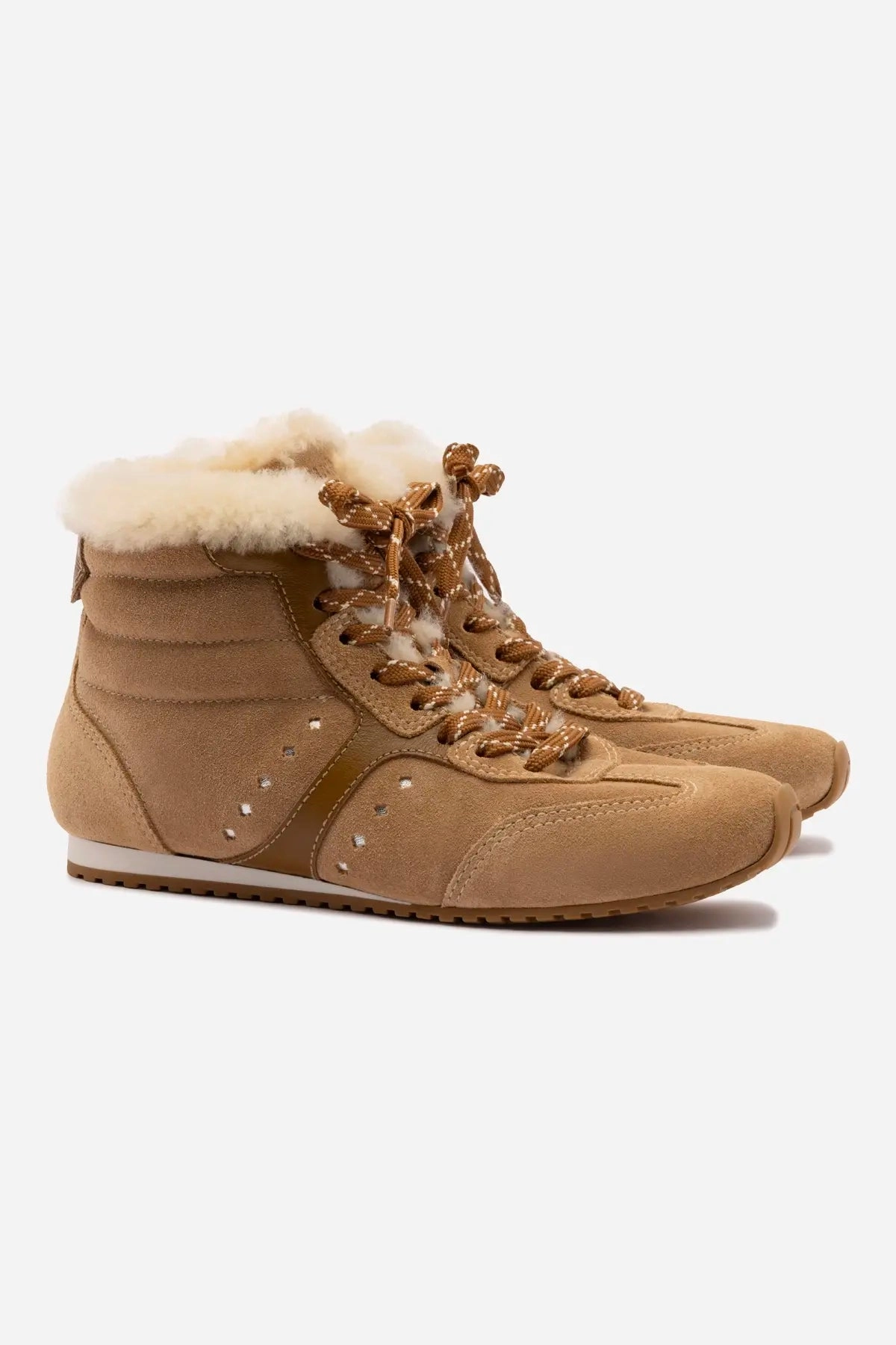 Comfort Curve Stella Mid Sneaker In Peanut Suede And Natural Shearling