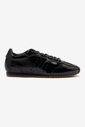Gym Quick Ergonomic Shape Stella Sneaker In Black Patent Leather