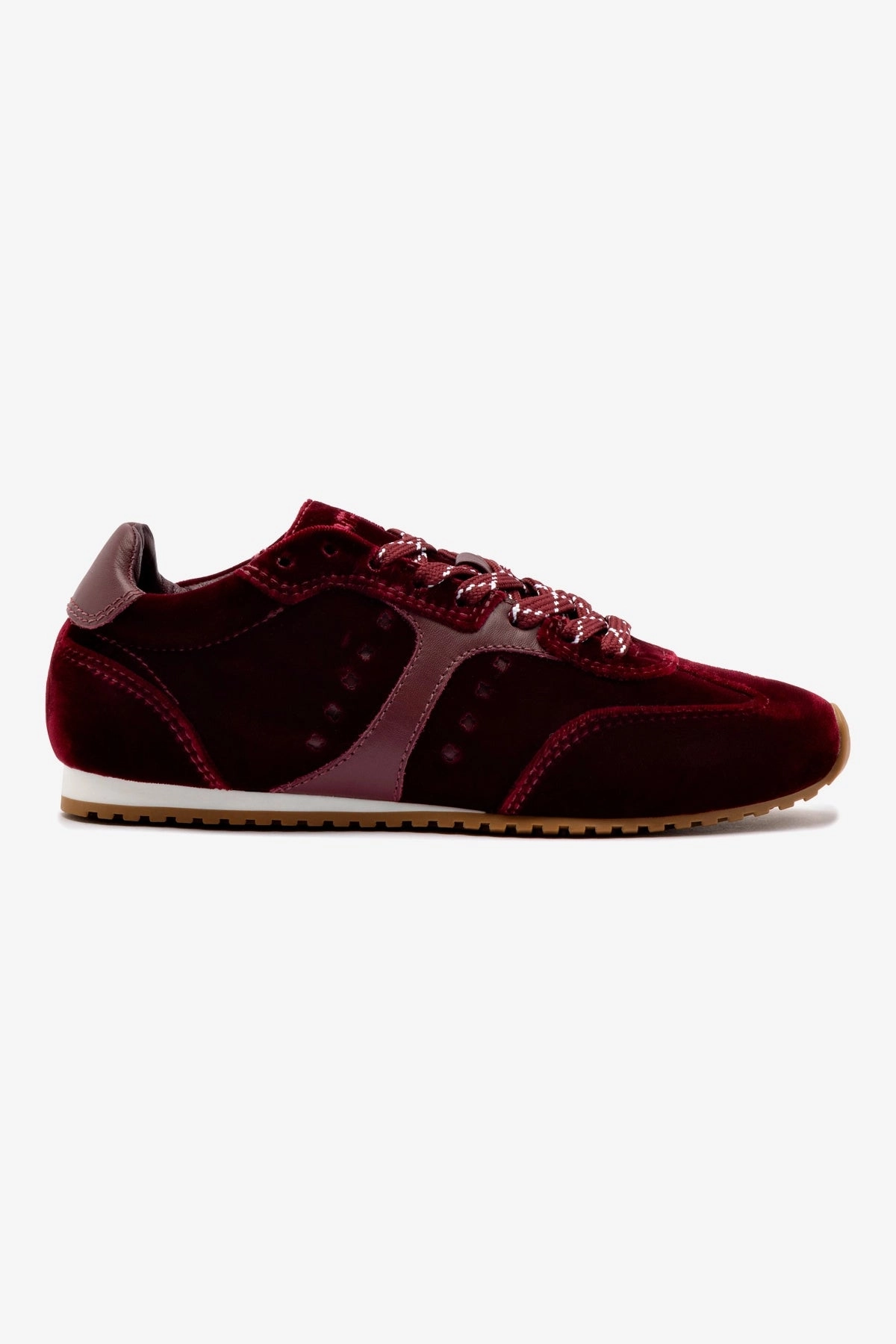 Core Support Active Day Stella Sneaker In Wine Velvet