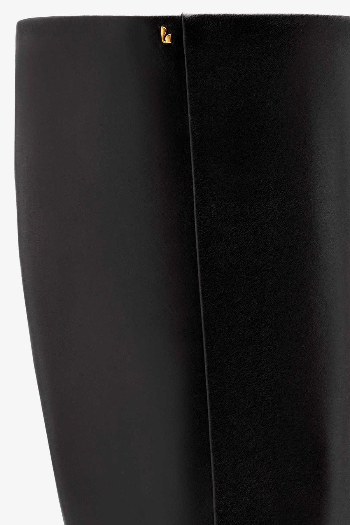 Kate Mid Boot In Black Leather Walking Fantasy Path