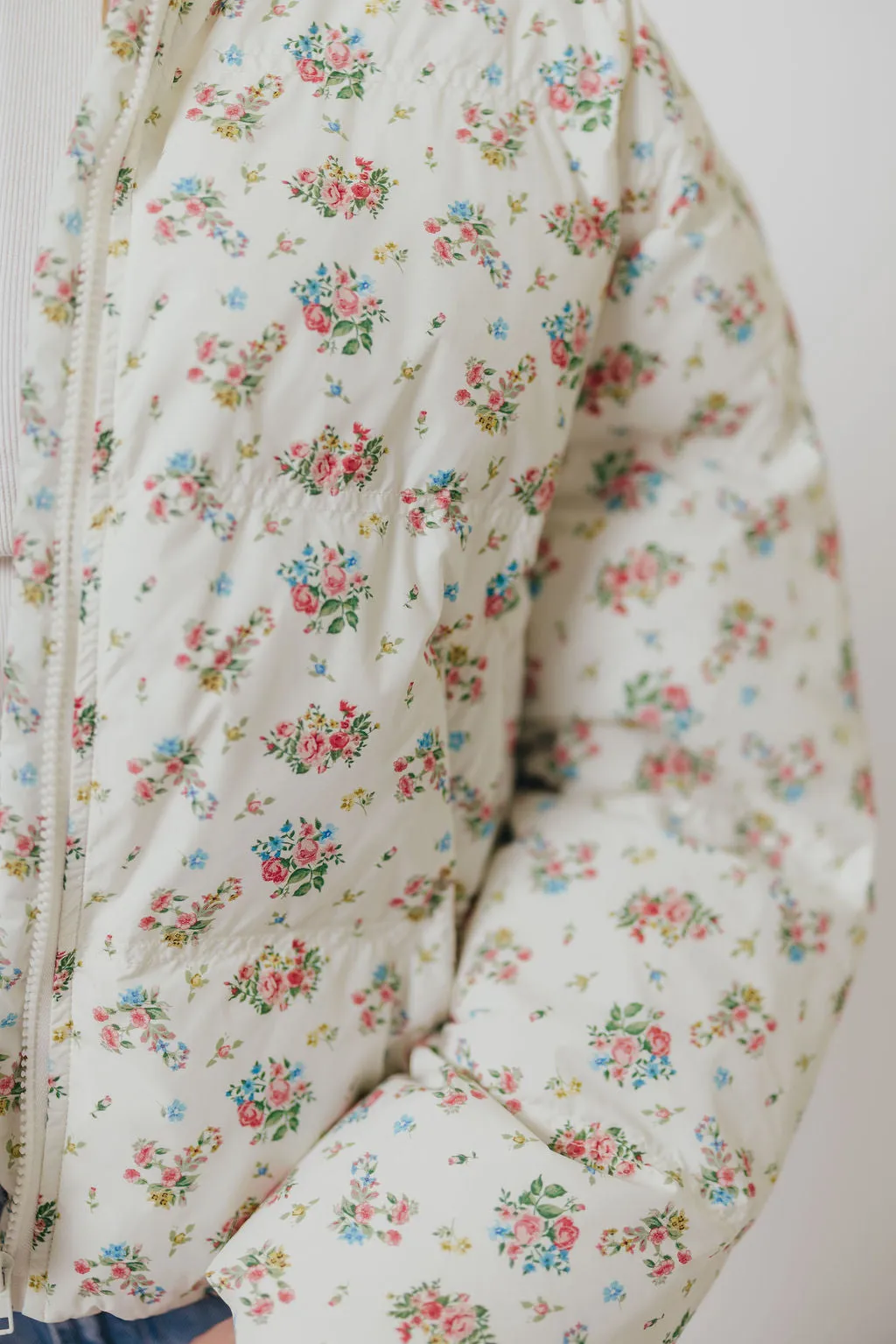 Emmalee Puff Jacket in Floral TearResistantWeave Lightweight Weave Material