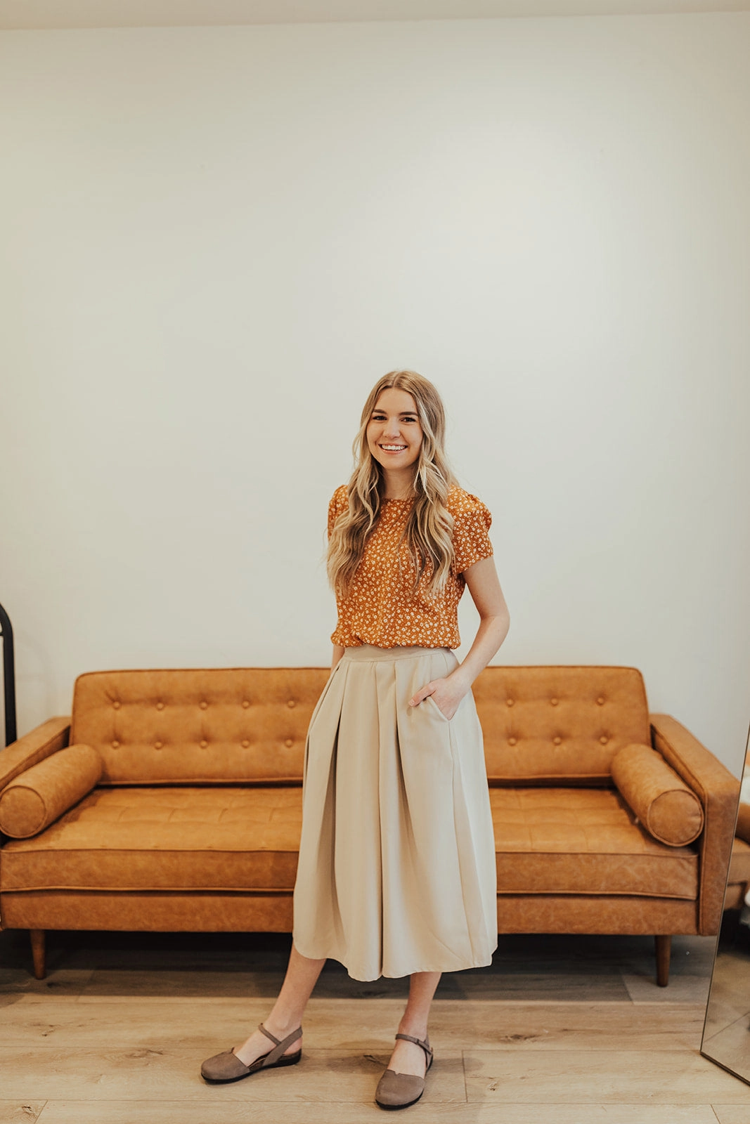 Shelby Skirt Taupe Outdoor Gathering