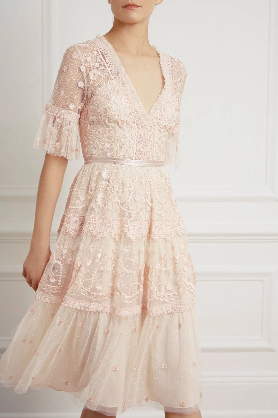 Removable-Straps Midsummer Lace Dress