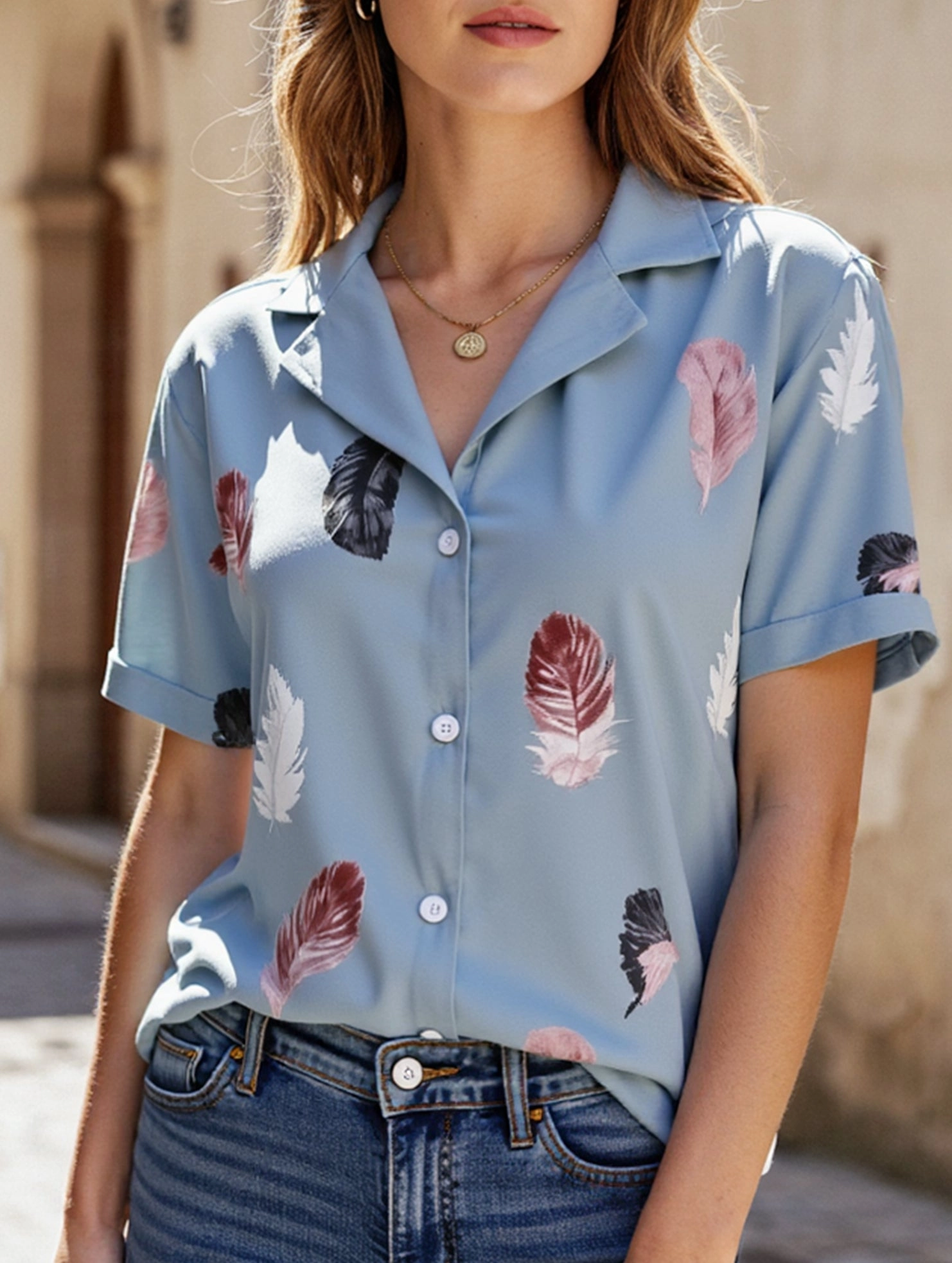 Suit Collar Feather Detail Shirt ??Short Sleeve Loose Fit, S???XL Unstructured Silhouette