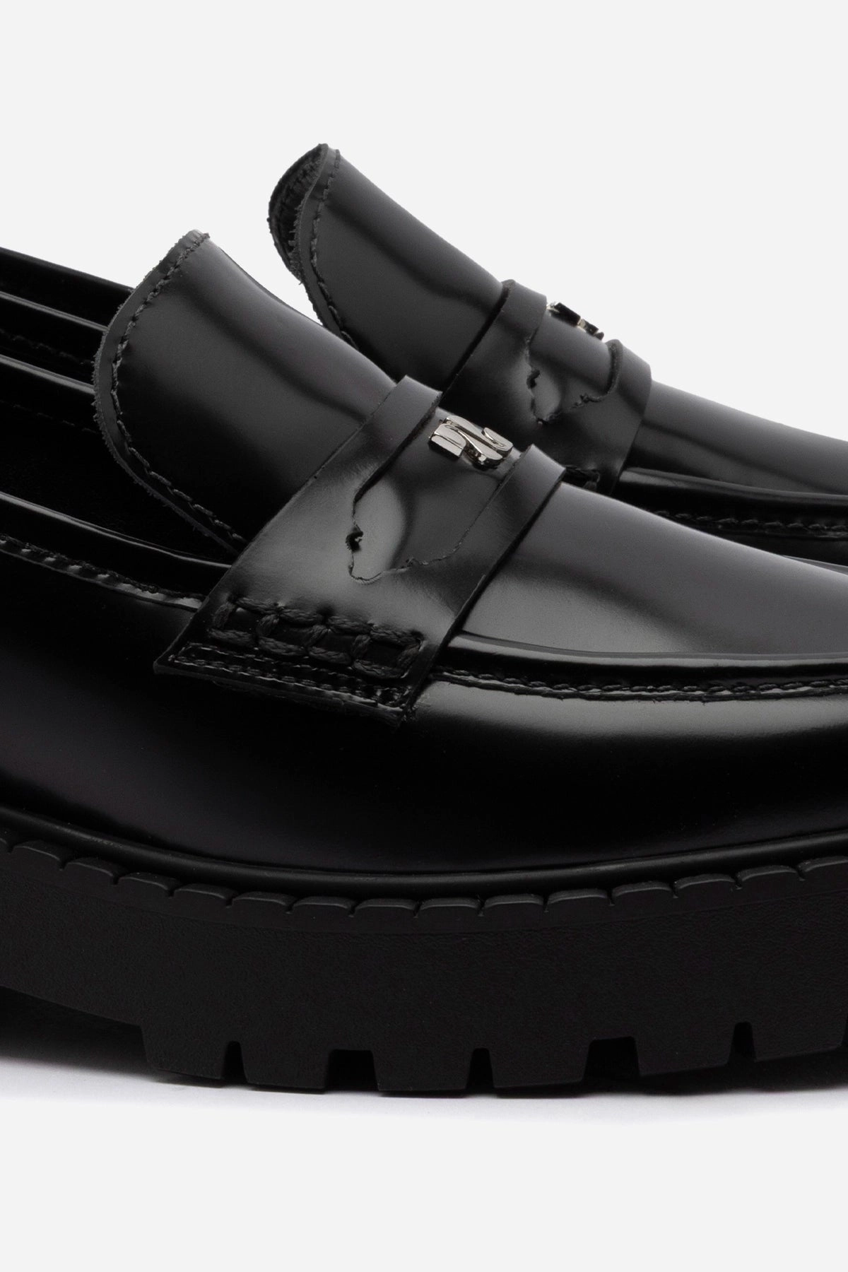 Suki Lugsole Loafer In Black Box Leather Comfort Platform