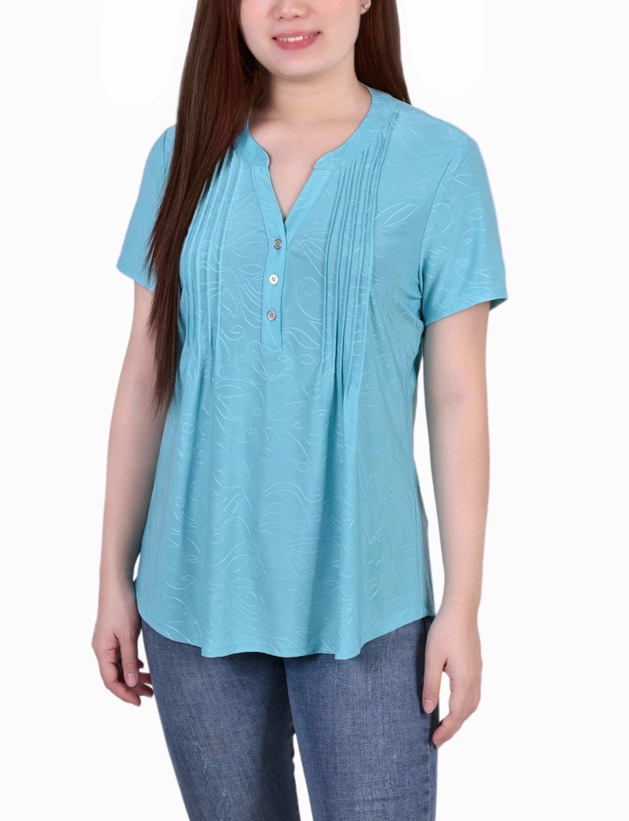Petite Short Sleeve Pintuck Top StretchComfort