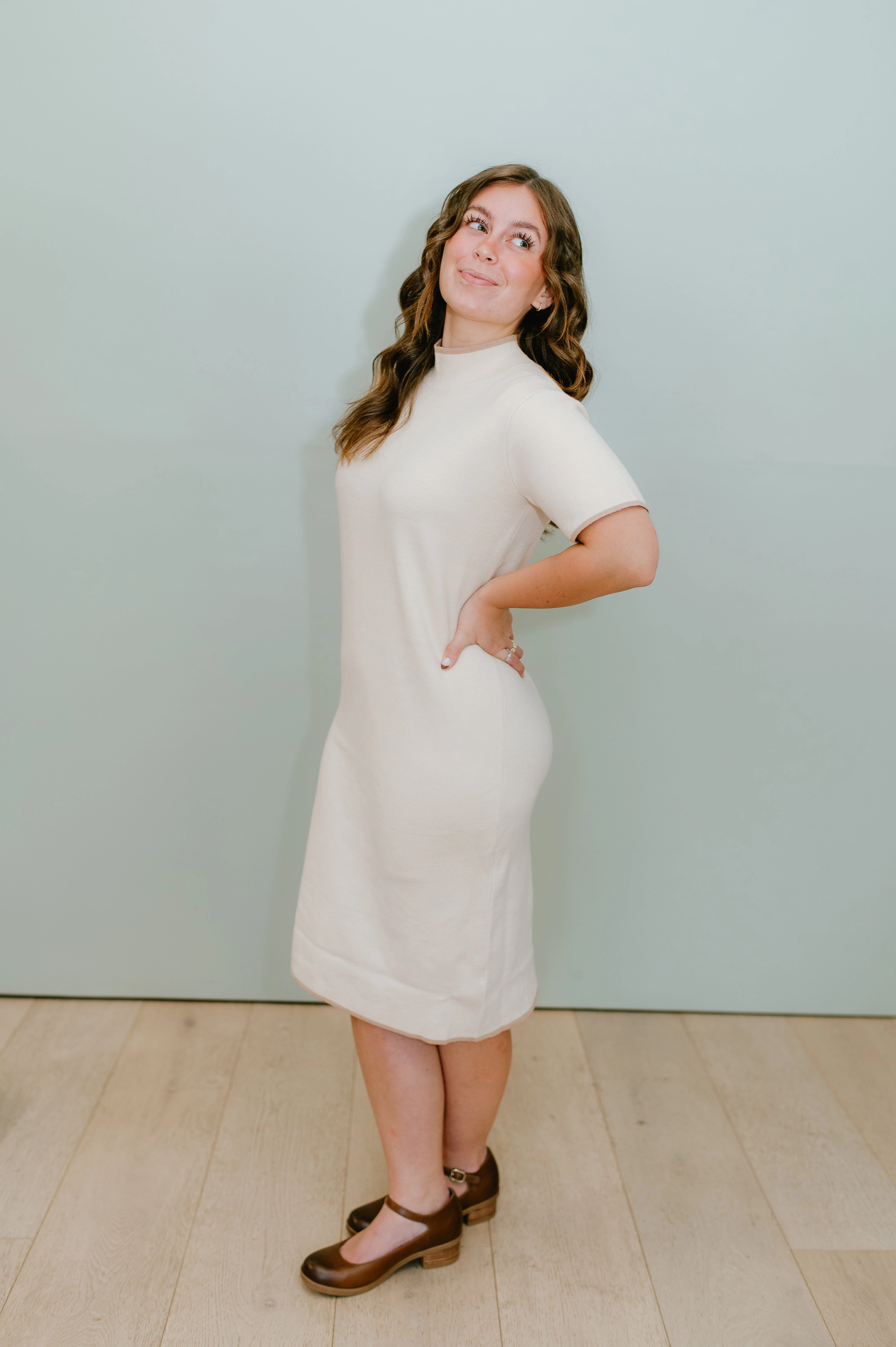 Tara Dress Scandi Clean Shade Glow