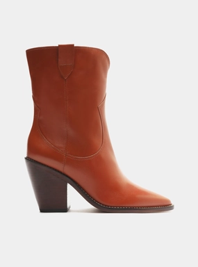 Taylor Leather Bootie Cushioned