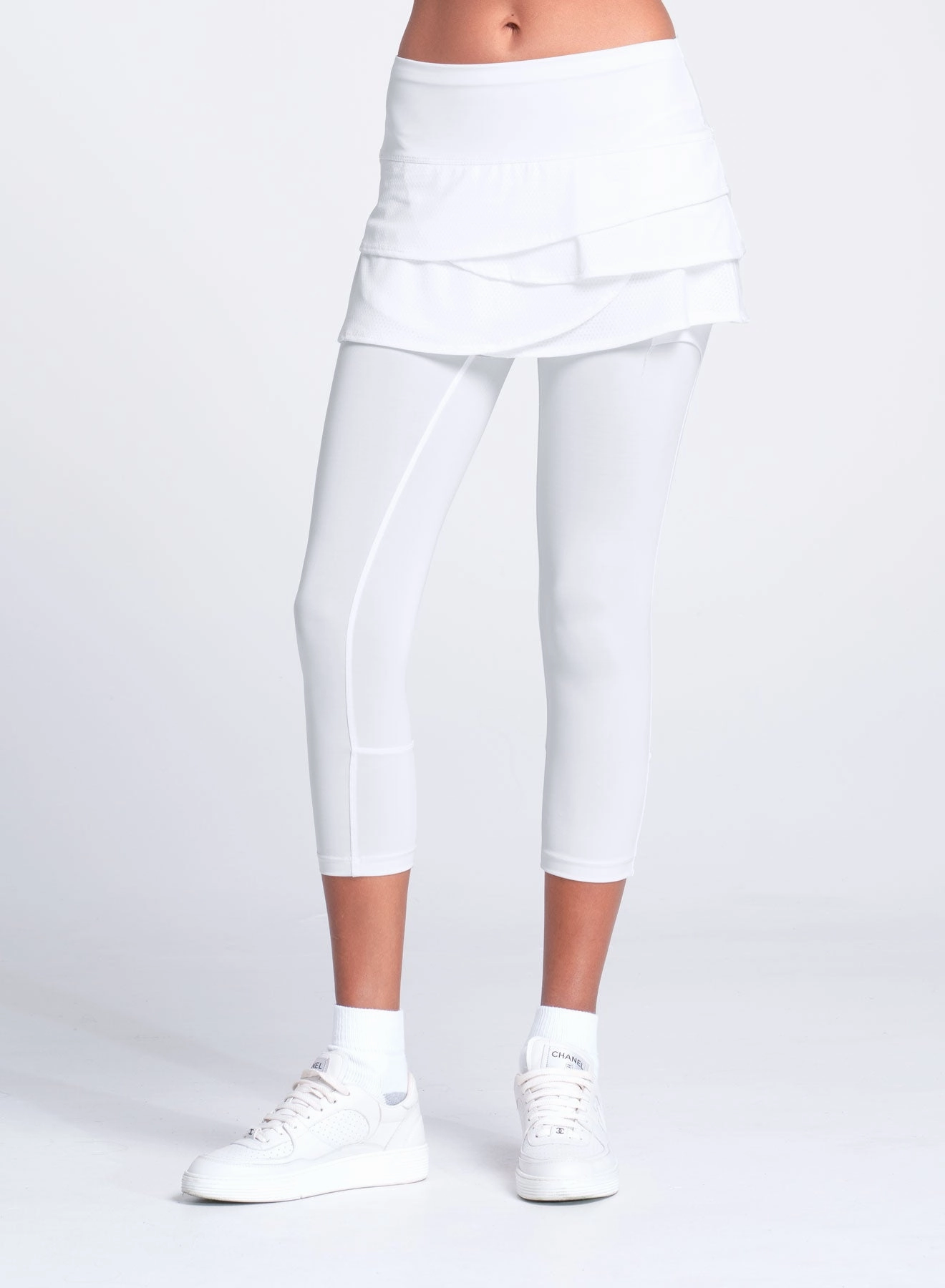 Scallop Capri NonRestrictiveSilhouette