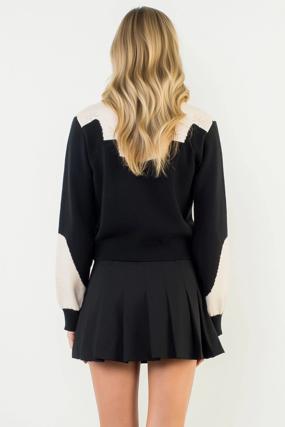 COLORBLOCKED KNIT TOP Athletic Look AntiStaticFabric