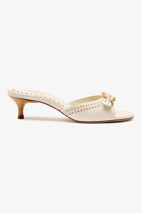 Trail Ease Verona Mule In Ivory Leather