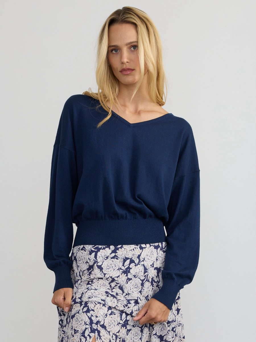 TIE BACK VEE Breathable Construction NonIrritating