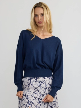 LayeredStyling SlipResistant TIE BACK VEE