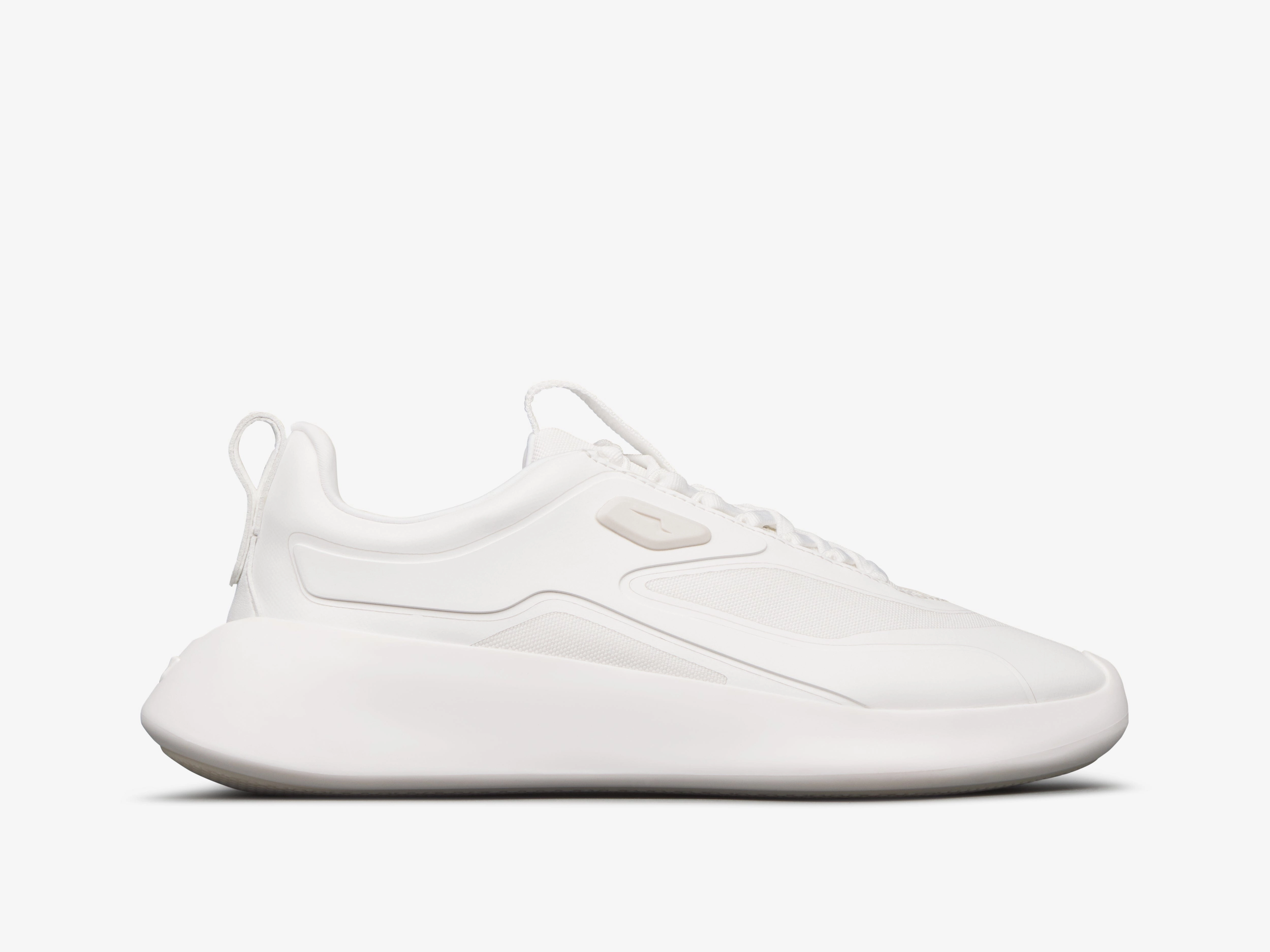 Business Setting Hybrid Workday Toro Max Sport