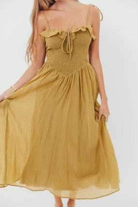 Simple Profile Carine Midi Dress in Avocado