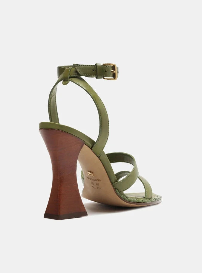 City Easy Textured Tread London Leather Geometric Sandal