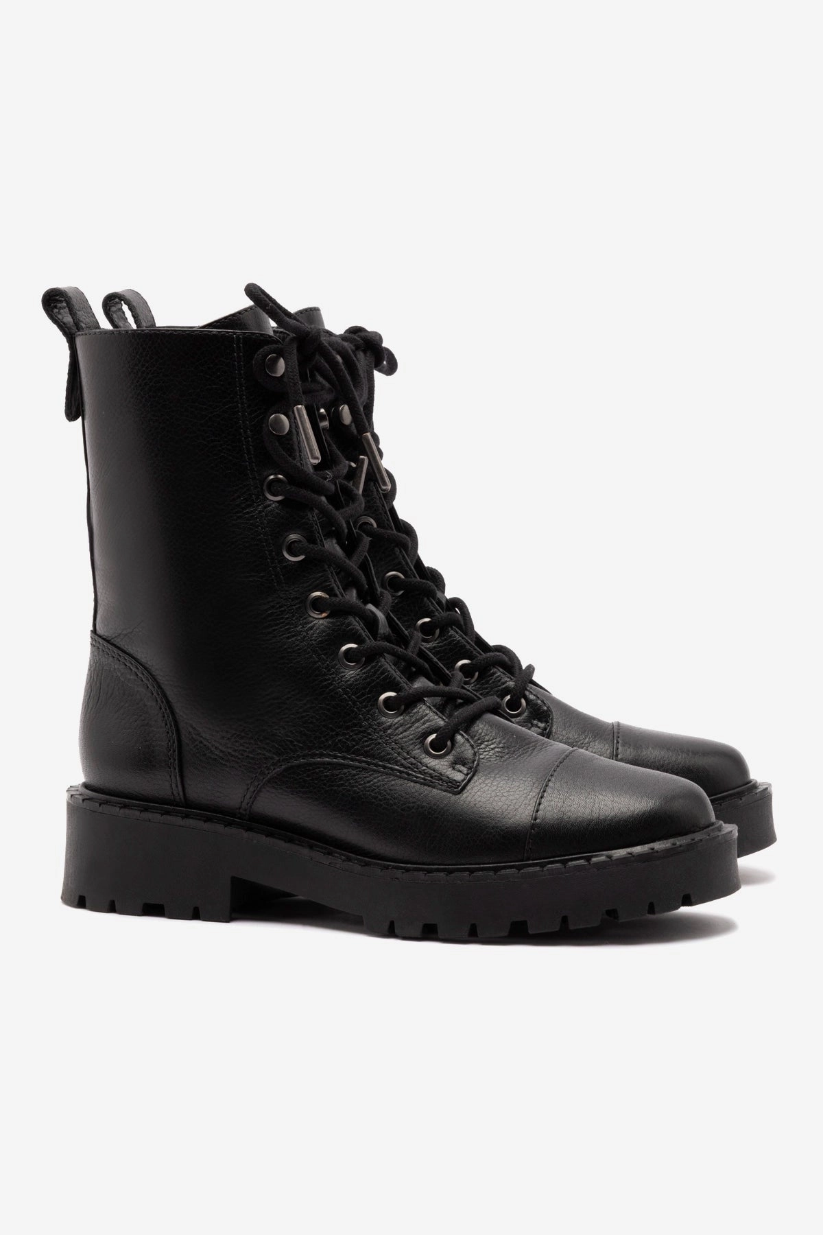 Trinity Boot In Black Leather Hot Pick Buckle Fit