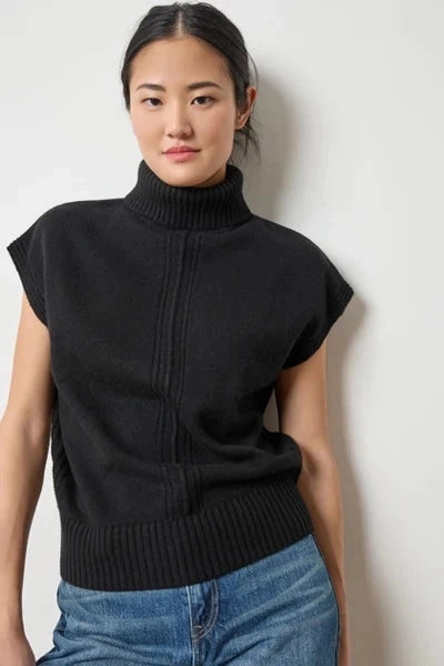 Turtleneck Wedge Sweater Black Minimalist Stitching