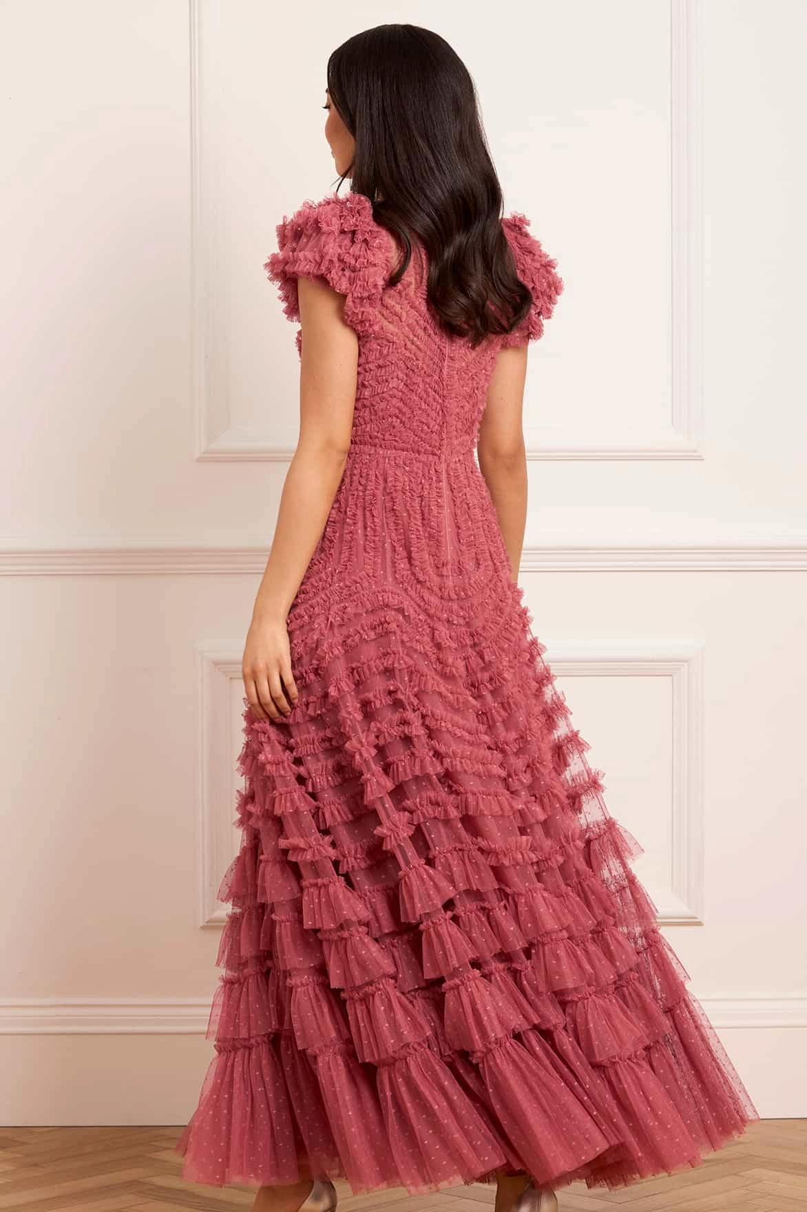 La Vie En Rose Round Neck Short Sleeve Gown Perfect for Layering Natural Style