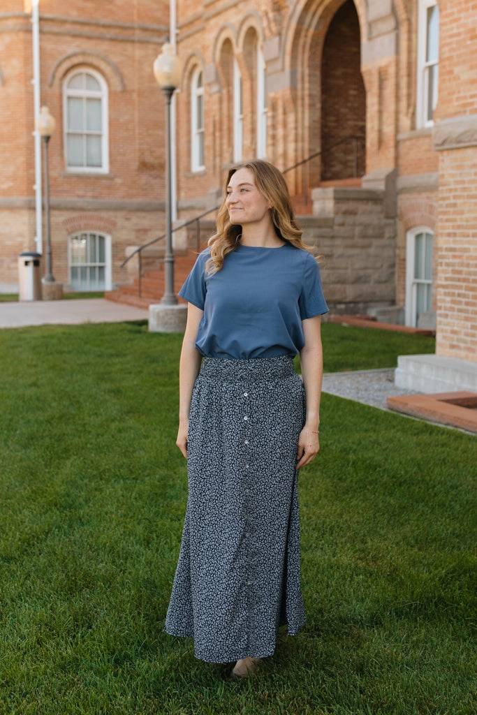 Vanessa Skirt Minimal Vibes