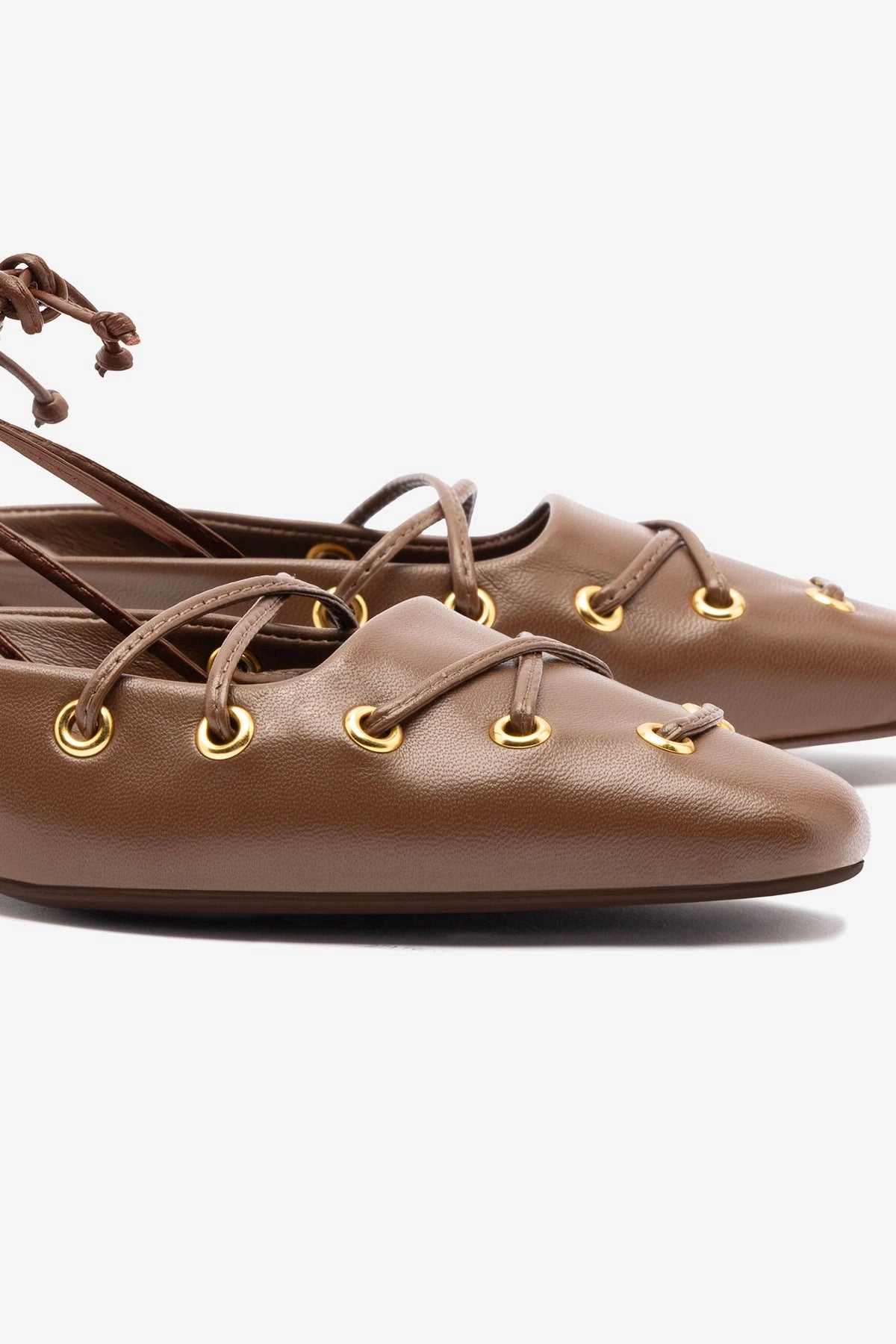 Memory Foam Airport Travel Amal Lace Up Pump In Burnt Umber Leather