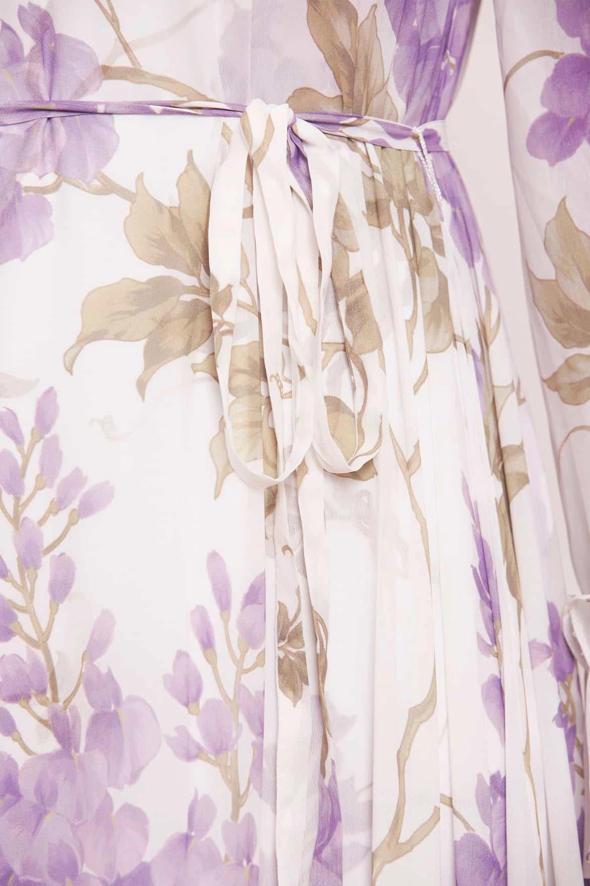 Travel Friendly Wisteria Chiffon Round Neck Ankle Gown