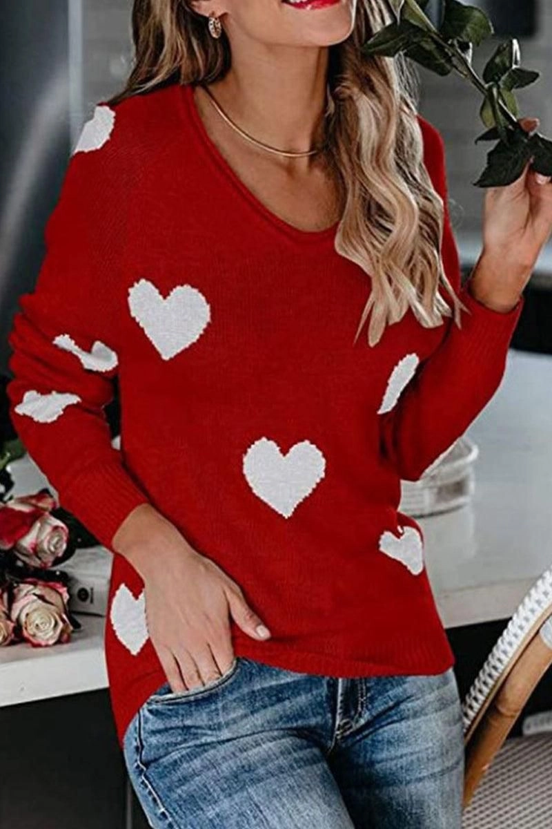 WOMEN HEART PRINTING LOOSE FIT KNIT SWEATER Easy to Wear FlexibleCollarStructure