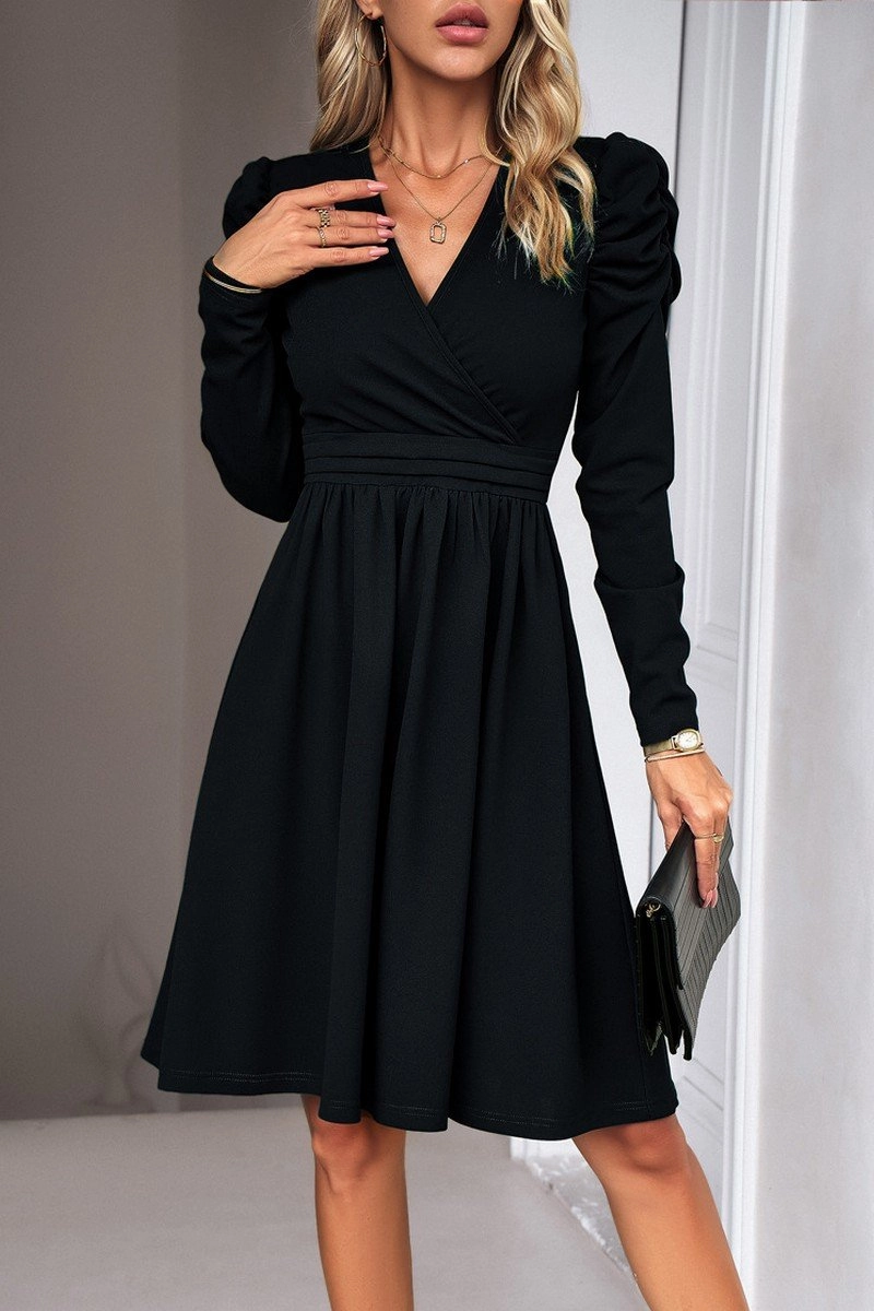 WOMEN PUFF SLEEVE V NECK WARP STYLE SWING DRESS Smocked-Detail
