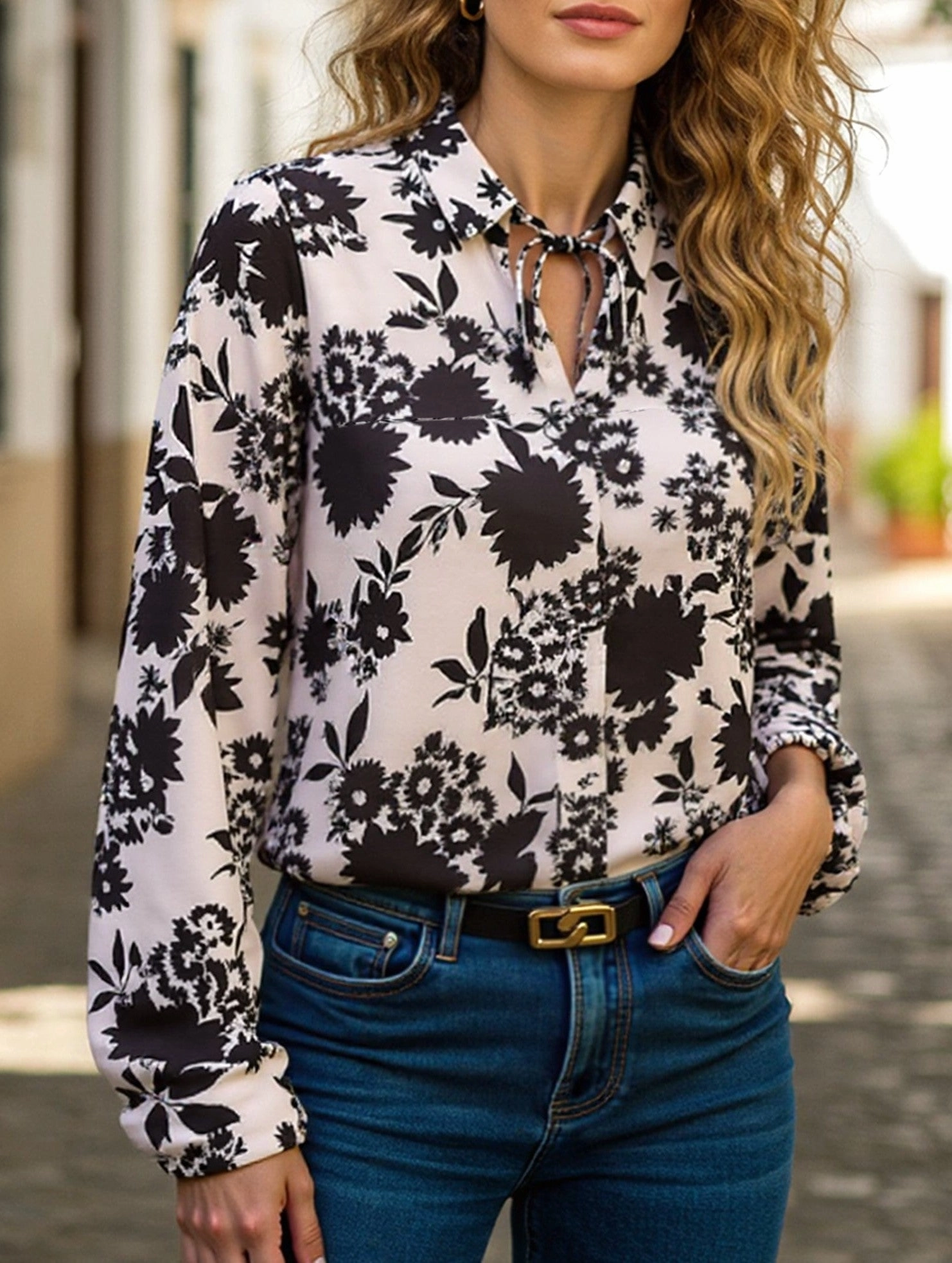 GarmentWashed Softness Women's Long Sleeve Floral Print Blouse ??Elegant & Feminine