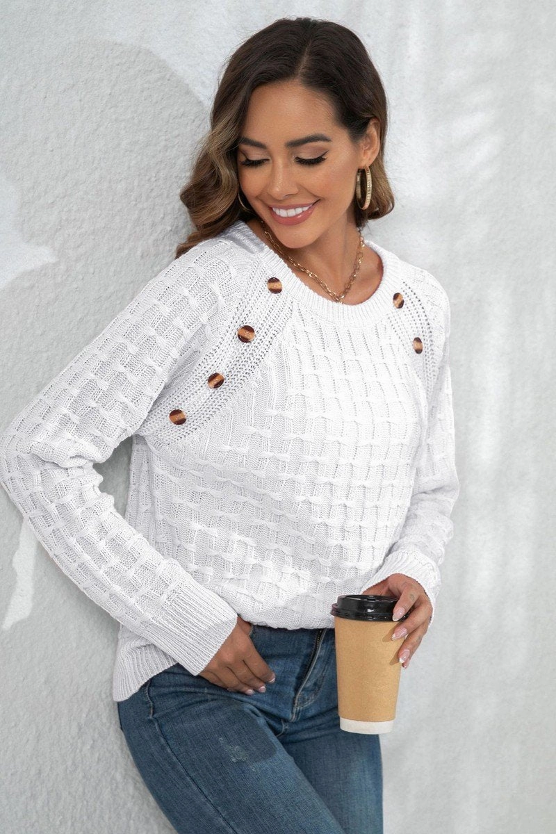 AbrasionResistantEdging NoTagLabel WOMEN WAFFLE LONG SLEEVE BUTTON PULLOVER SWEATER