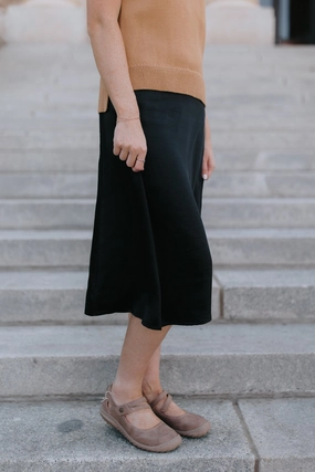 Millie Skirt Structured Shape Seasonal Layering