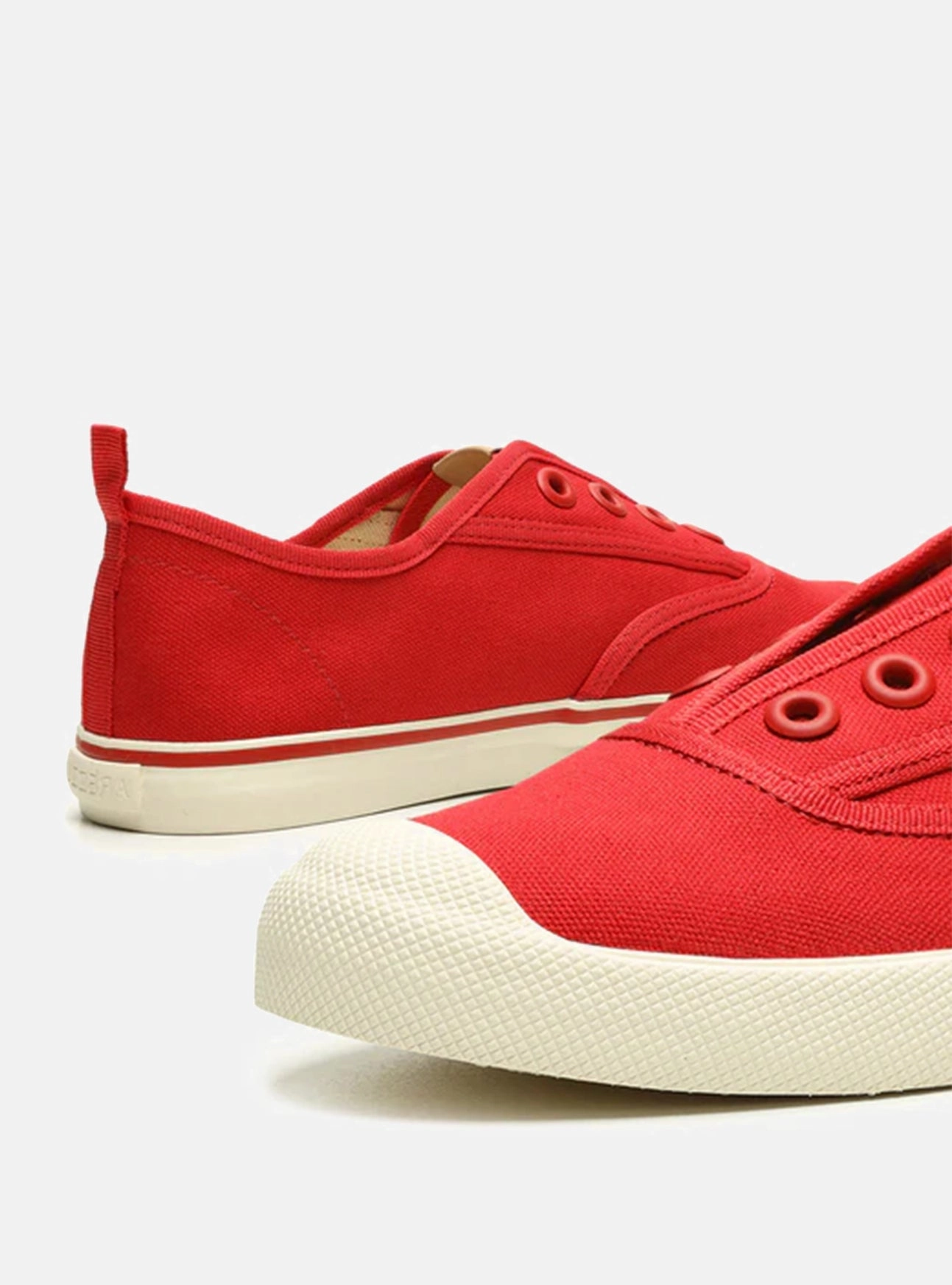 Trendy Vibe ZZ Play Slip-On Sneaker